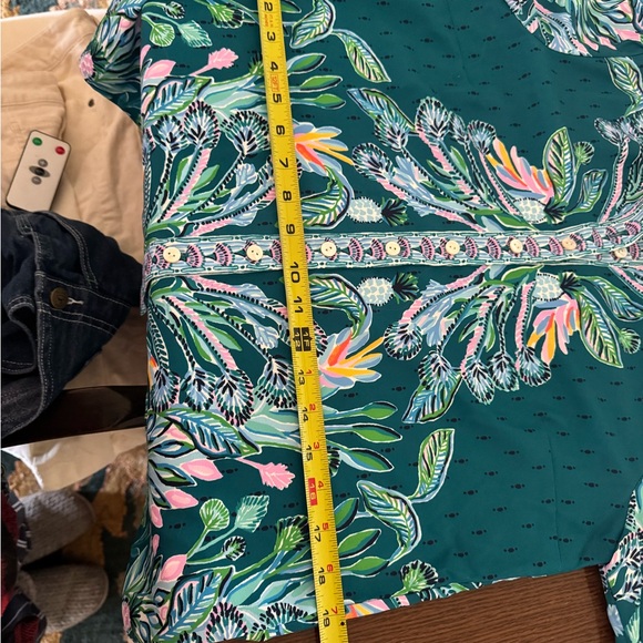 Lilly Pulitzer top with front buttons “Valencia Teal” - Picture 11 of 12
